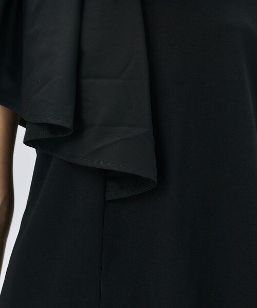 cloenc（クロエンス）の「【マシンウォッシュ】ラッフルプルオーバー（Tシャツ/カットソー・レディース・ブラック/ホワイト/ベージュ・02）」の12枚目の写真