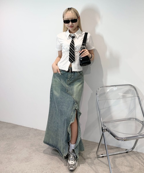 lilful(リルフル)の「ウォッシュ加工 スリットフリルデニムマーメイドスカート(デニムスカート・レディース・ブルー・L/M/S)」の19枚目の写真