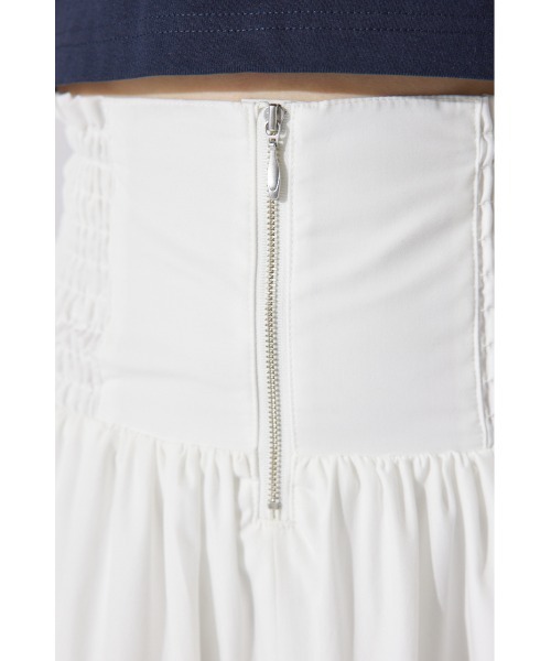 rienda(リエンダ)の「ウエストシャーリングタックデザインフレアスカート(スカート・レディース・ホワイト/ブラック/マルチ・FREE)」の12枚目の写真