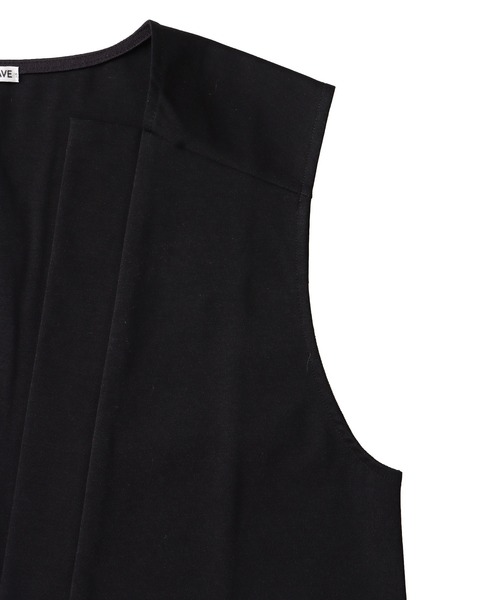 DRESSLAVE(ドレスレイブ)の「deep squre Vneck pullover(ディープスクエアVネックプルオーバー)(シャツ/ブラウス・レディース・ブラック/ホワイト・38)」の12枚目の写真