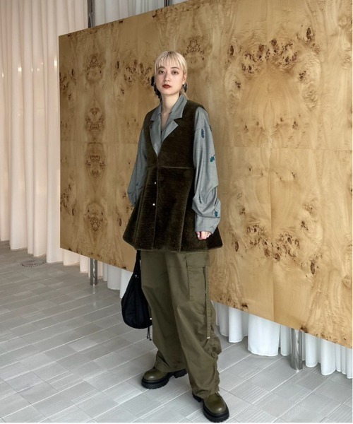 トップス BOA V NECK REVERSIBLE PEPLUM VEST ameri BOA V NECK REVERSIBLE PEPLUM VEST（ベスト）｜Ameri（アメリ