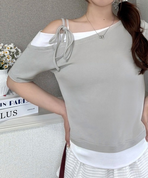 junoah(ジュノア)の「リボンワンショルレイヤードTシャツ(Tシャツ/カットソー・レディース・チャコール/ライトグレー/ブラック・SMALL/MEDIUM/LARGE)」の8枚目の写真