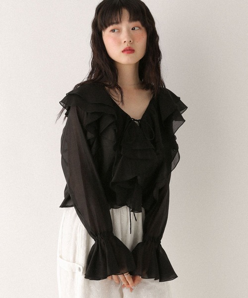 Heather(ヘザー)の「ラッフルリボンブラウス 575759(シャツ/ブラウス・レディース・オフホワイト/ブラック/ピンク/ドット・FREE)」の1枚目の写真