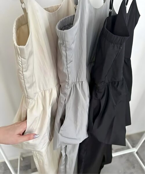 VENCEEXCHANGE（ヴァンスエクスチェンジ）の「【VENCE by yuki 】バルーンキャミサロペット（サロペット/オーバーオール・レディース・ブラック/アイボリー/グレー・FREE）」の9枚目の写真