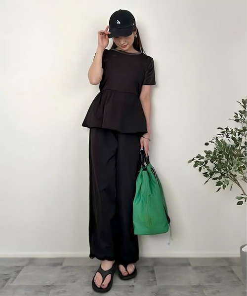 VENCEEXCHANGE（ヴァンスエクスチェンジ）の「【VENCE by yuki 】バルーンキャミサロペット（サロペット/オーバーオール・レディース・ブラック/アイボリー/グレー・FREE）」の2枚目の写真