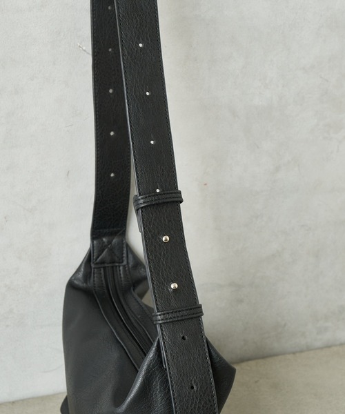 CIAOPANIC TYPY（チャオパニックティピー）の「ヴィンテージレザーマルチウェイベルトBAG（ショルダーバッグ・レディース・ブラック/ボルドー/グレイッシュベージュ・ONE SIZE）」の16枚目の写真