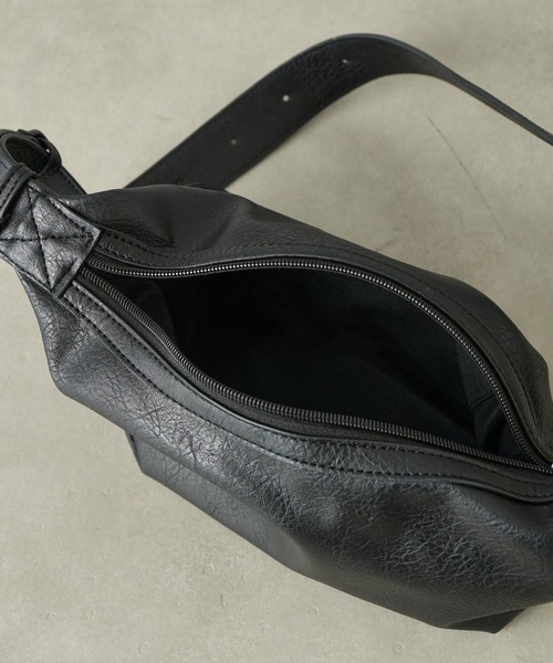 CIAOPANIC TYPY（チャオパニックティピー）の「ヴィンテージレザーマルチウェイベルトBAG（ショルダーバッグ・レディース・ブラック/ボルドー/グレイッシュベージュ・ONE SIZE）」の19枚目の写真