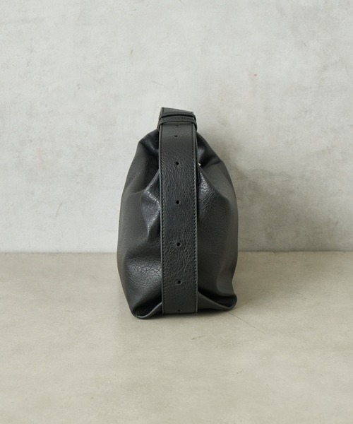 CIAOPANIC TYPY（チャオパニックティピー）の「ヴィンテージレザーマルチウェイベルトBAG（ショルダーバッグ・レディース・ブラック/ボルドー/グレイッシュベージュ・ONE SIZE）」の21枚目の写真