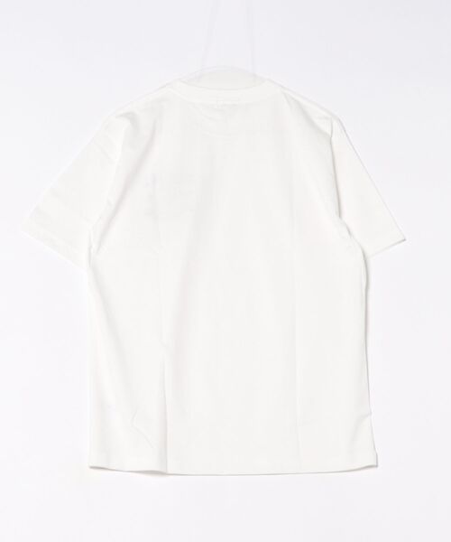 Arnold Palmer(アーノルドパーマー)の「シェア AP アップリケ モチーフ Tシャツ(Tシャツ/カットソー・レディース・ホワイト/チャコール/ダークグリーン・LL/L/M/S/XS)」の4枚目の写真