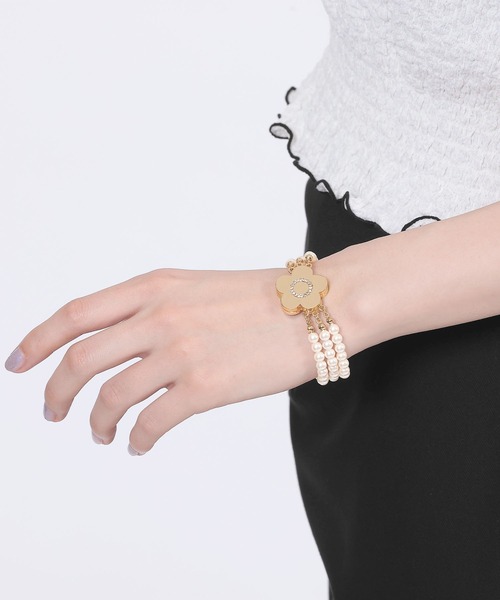 MARY QUANT（マリークワント）の「デイジーマグネットパール ブレスレット（ブレスレット・レディース・ゴールド・FREE）」の5枚目の写真