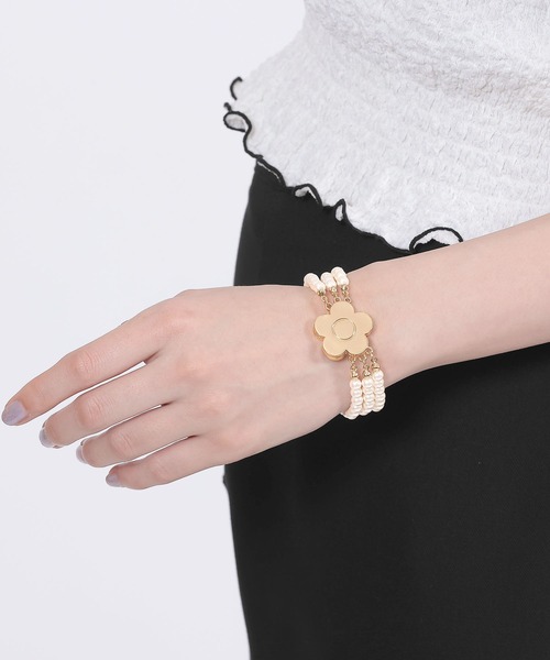 MARY QUANT（マリークワント）の「デイジーマグネットパール ブレスレット（ブレスレット・レディース・ゴールド・FREE）」の6枚目の写真