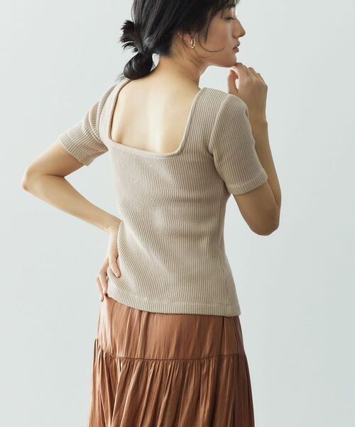 STRATA(エストラータ)の「カップ付き5分袖トップス 【低身長・小柄女性】(Tシャツ/カットソー・レディース・グレー/ベージュ/オレンジ・ONE SIZE)」の1枚目の写真