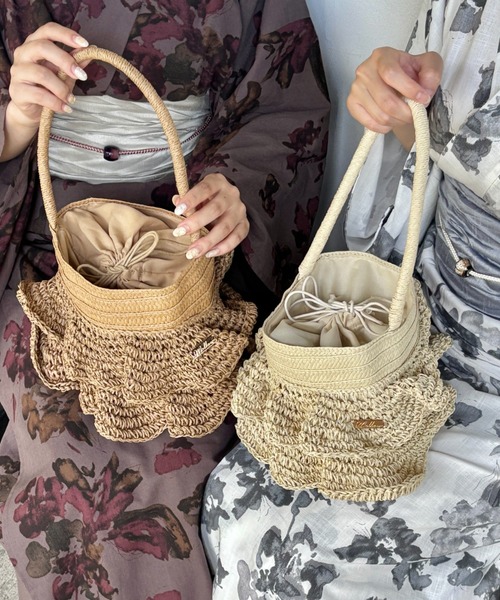 mellowneon（メロウネオン）の「ロゴプレートフリルカゴBAG（ハンドバッグ・レディース・アイボリー/ベージュ・FREE）」の4枚目の写真