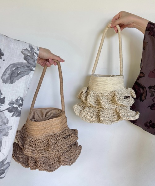 mellowneon（メロウネオン）の「ロゴプレートフリルカゴBAG（ハンドバッグ・レディース・アイボリー/ベージュ・FREE）」の3枚目の写真