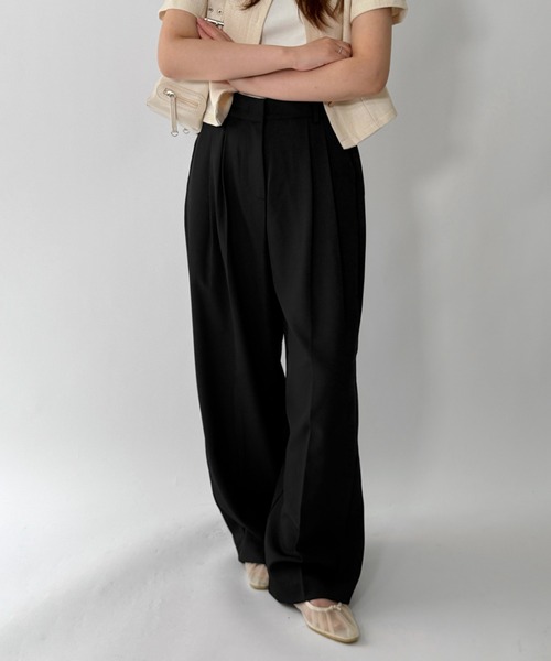 by muni:r（バイ ムニール）の「【低身長/高身長/サイズ展開有/5色展開】ピンタックワイドロングスラックス（スラックス・レディース・ブルー系その他/グレー/ベージュ/ブラック/アイボリー・S-Regular/S-Short/M-Regular/M-Short）」の3枚目の写真