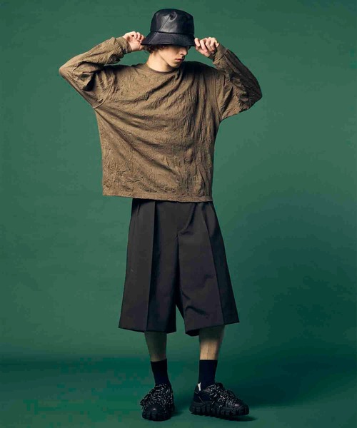 MAISON SPECIAL（メゾンスペシャル）の「《UNISEX》Wool Mix Stretch Prime-Wide Shorts/ウールミックスストレッチプライムワイドショーツ【MAISON SPECIAL/メゾンスペシャル】（その他パンツ・メンズ・ブラック/チャコールグレー/グレイッシュベージュ/パープル・0/1/2）」の9枚目の写真