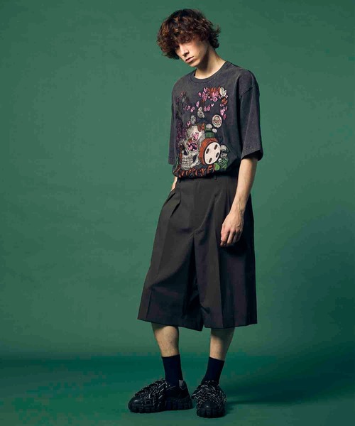 MAISON SPECIAL（メゾンスペシャル）の「《UNISEX》Wool Mix Stretch Prime-Wide Shorts/ウールミックスストレッチプライムワイドショーツ【MAISON SPECIAL/メゾンスペシャル】（その他パンツ・メンズ・ブラック/チャコールグレー/グレイッシュベージュ/パープル・0/1/2）」の10枚目の写真