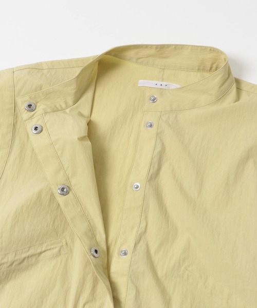 KBF（ケイビーエフ）の「スタンドカラーベスト（その他アウター・レディース・ベージュ系その他/オフホワイト・ONE）」の17枚目の写真