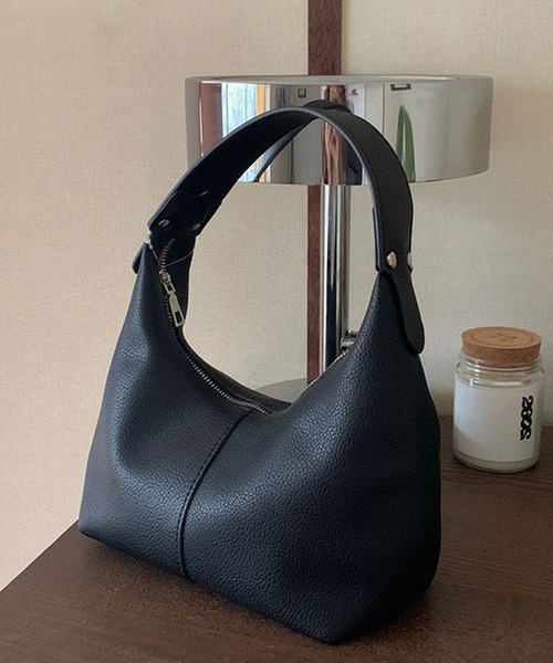 SETUP7（セットアップセブン）の「【SETUP7】PUレザー ショルダーバッグ KNF144（ショルダーバッグ・レディース・サックスブルー/ブラック/ホワイト/ダークブラウン/ブラウン・FREE）」の2枚目の写真