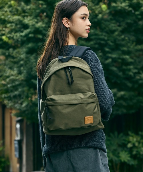 LACOSTE(ラコステ)の「カジュアルクロック デイパック / バックパック リュック(バックパック/リュック・メンズ・モスグリーン/ブラック/エンジ/ベージュ/ネイビー・FREE)」の11枚目の写真