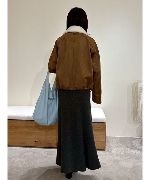 Mila Owen(ミラオーウェン)の「ステンカラーフェイクレザーブルゾン(ブルゾン・レディース・ブラック/キャメル/ダークブラウン・0/1)」の16枚目の写真