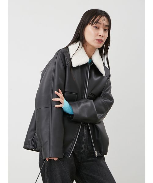 新品タグ付 Mila Owen 金釦 フェイクレザージャケット ブラック 1 Mila Owen（ミラオーウェン）の「フェイクレザーブルゾン