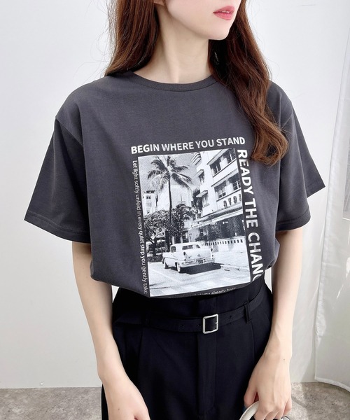 INGNI(イング)の「転写箔プリントTシャツ(Tシャツ/カットソー・レディース・ホワイト×ゴールド/ホワイト×シルバー/ライトグレー系8・M)」の9枚目の写真