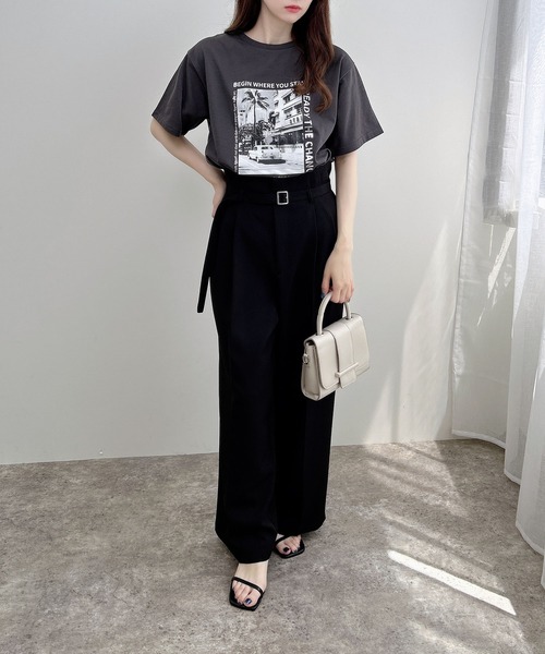 INGNI(イング)の「転写箔プリントTシャツ(Tシャツ/カットソー・レディース・ホワイト×ゴールド/ホワイト×シルバー/ライトグレー系8・M)」の6枚目の写真