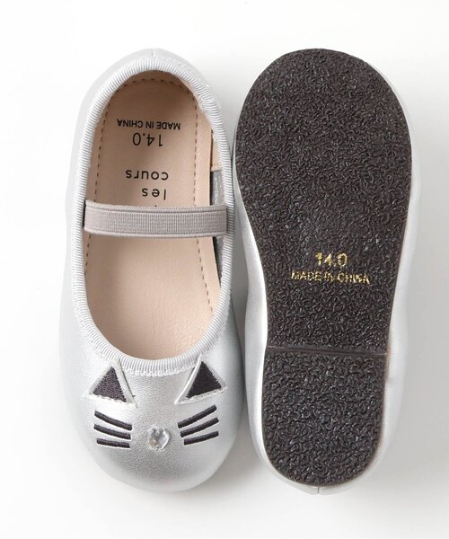 apres les cours（アプレレクール）の「ねこちゃんパンプス（パンプス・キッズ・ブラック/シルバー・16/15 /14/17/18）」の3枚目の写真