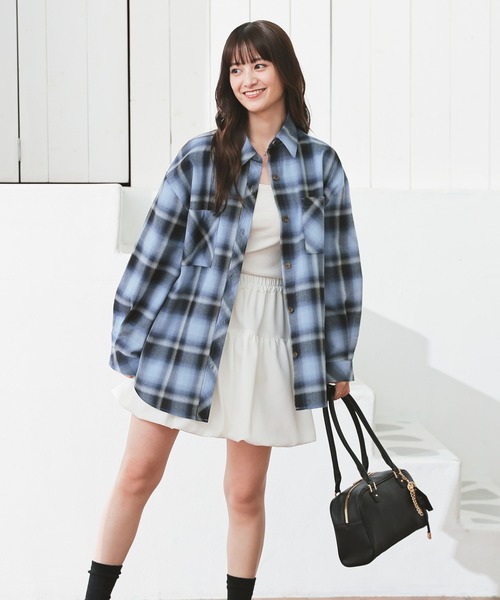 Honeys（ハニーズ）の「チェックゆるシャツ（シャツ/ブラウス・レディース・ブラック×グレー/ホワイト×グレー/ブルー系その他3/ブラック×グリーン・S/M/LL/L）」の19枚目の写真