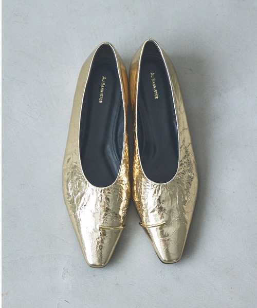 Au BANNISTER（オゥバニスター）の「メタルモチーフ フラットパンプス（パンプス・レディース・ゴールド/ブラック/シルバー/ブラック系その他3・35/36/37/38/39/40）」の4枚目の写真