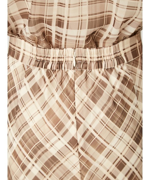 FRAY I.D（フレイアイディー）の「アシンメトリーナロースカート（スカート・レディース・ベージュ/ネイビー/ブラック・0/1）」の8枚目の写真