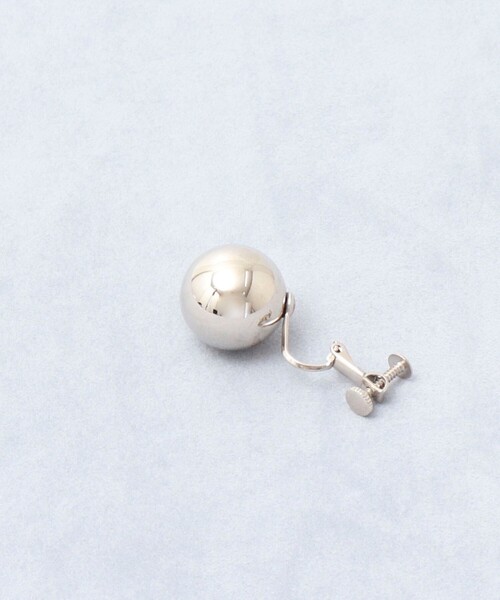 grace grace （グラスグラス）の「【grace grace/グラスグラス】ボールイヤリング（イヤリング・レディース・ゴールド/シルバー・FREE）」の4枚目の写真