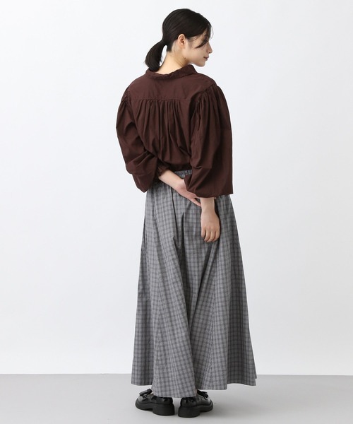 studio CLIP（スタディオクリップ）の「《natural by clip》CRミニチェックフレアスカート（スカート・レディース・グレー/ブラウン・FREE）」の6枚目の写真