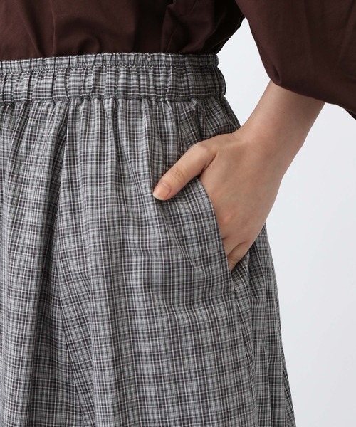 studio CLIP（スタディオクリップ）の「《natural by clip》CRミニチェックフレアスカート（スカート・レディース・グレー/ブラウン・FREE）」の15枚目の写真