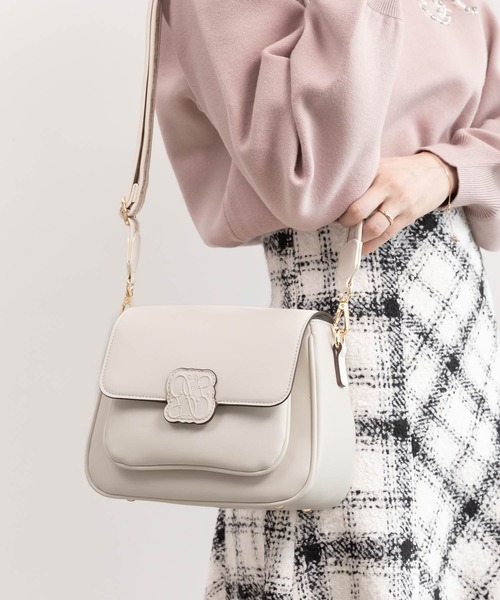 RANDA（ランダ）の「エンボスモノグラムショルダーバッグ（ショルダーバッグ・レディース・ブラック/ダークグレー/アイボリー・FREE）」の2枚目の写真