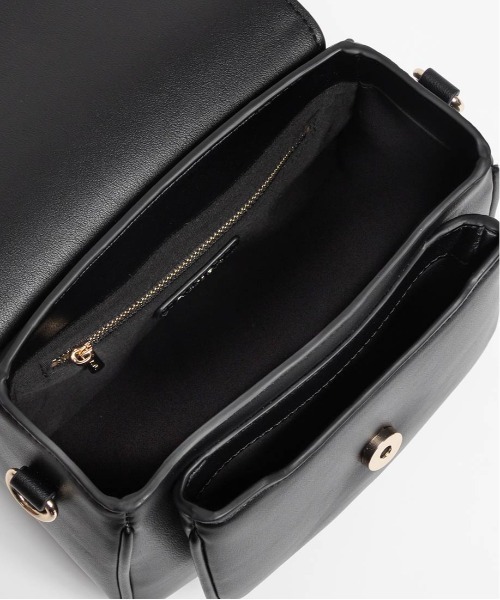 RANDA（ランダ）の「エンボスモノグラムショルダーバッグ（ショルダーバッグ・レディース・ブラック/ダークグレー/アイボリー・FREE）」の6枚目の写真