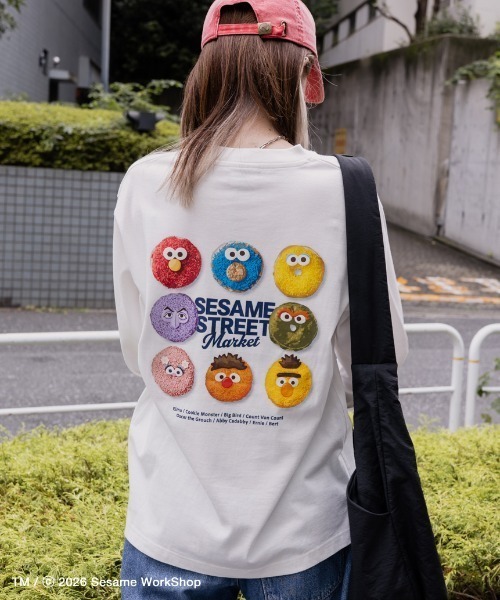 SESAME STREET(セサミストリート)の「【CAFE SWEETS】【UNISEX】ロングTシャツ(DONUT)(Tシャツ/カットソー・レディース・ホワイト/ラベンダー・M/L)」の16枚目の写真