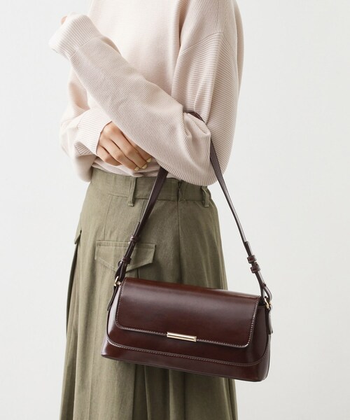 THE SHOP TK （ザ ショップ ティーケー ）の「クラシックショルダーバッグ（ショルダーバッグ・レディース・ブラック/ナチュラル/ボルドー・00）」の3枚目の写真