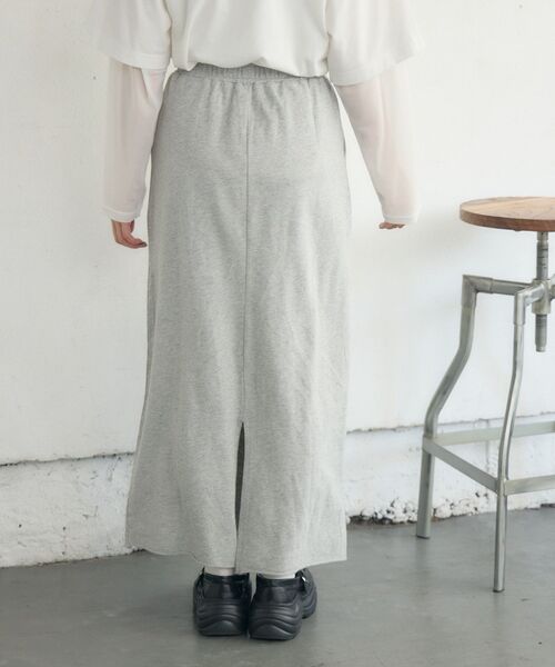 RETRO GIRL(レトロガール)の「【セットアップ対応】スウェットナローSK(スカート・レディース・ブラウン/ライトグレー/チャコールグレー・FREE)」の6枚目の写真
