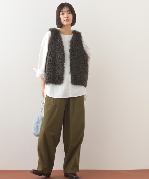 OMNES（オムネス）の「ノーカラープードルファージレベスト（ベスト・レディース・ブラウン/ダークグレー/ベージュ・FREE）」の7枚目の写真