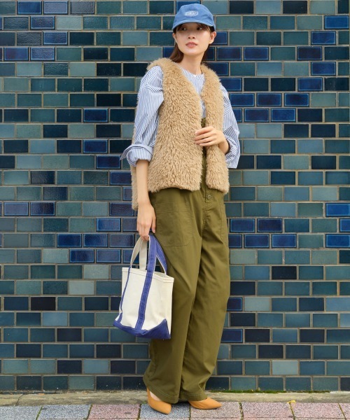 OMNES（オムネス）の「ノーカラープードルファージレベスト（ベスト・レディース・ブラウン/ダークグレー/ベージュ・FREE）」の12枚目の写真