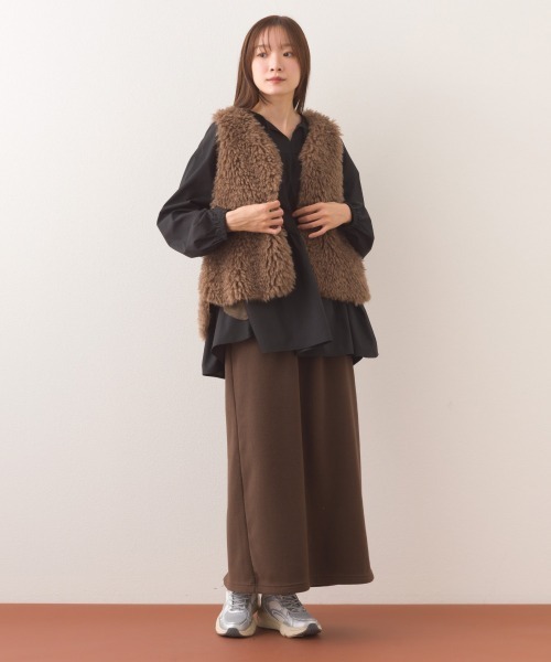 OMNES（オムネス）の「ノーカラープードルファージレベスト（ベスト・レディース・ブラウン/ダークグレー/ベージュ・FREE）」の16枚目の写真