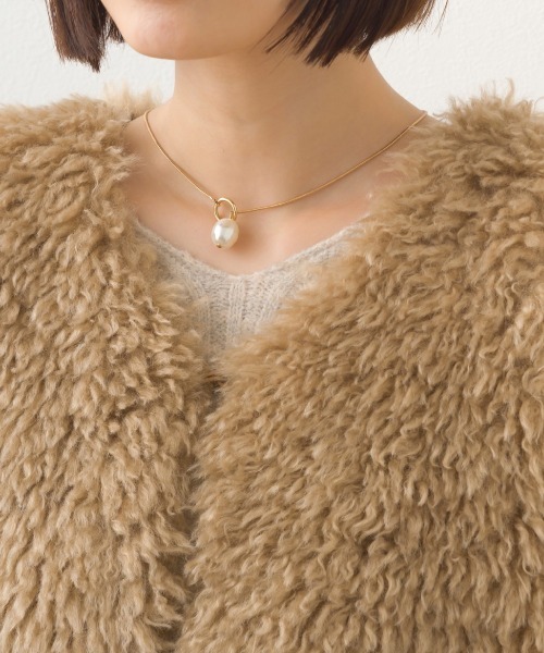 OMNES（オムネス）の「ノーカラープードルファージレベスト（ベスト・レディース・ブラウン/ダークグレー/ベージュ・FREE）」の19枚目の写真