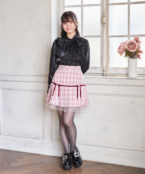 Suyunn(スユン)の「裾チュール付きリボン切り替えチェックプリーツスカート(スカート・レディース・グレー/ピンク・M)」の17枚目の写真