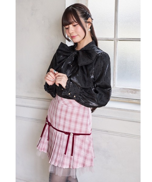 Suyunn(スユン)の「裾チュール付きリボン切り替えチェックプリーツスカート(スカート・レディース・グレー/ピンク・M)」の6枚目の写真