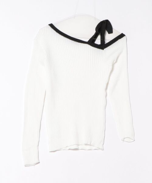 Ritzy(リッツィー)の「オフショルダー 配色 長袖トップス(ニット/セーター・レディース・ホワイト/ブラック・FREE)」の7枚目の写真