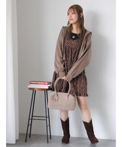 ehka sopo（エヘカソポ）の「ショート丈ジップパーカー（Tシャツ/カットソー・レディース・グリーン/チャコールグレー/モカ/ネイビー/キナリ・F）」の16枚目の写真