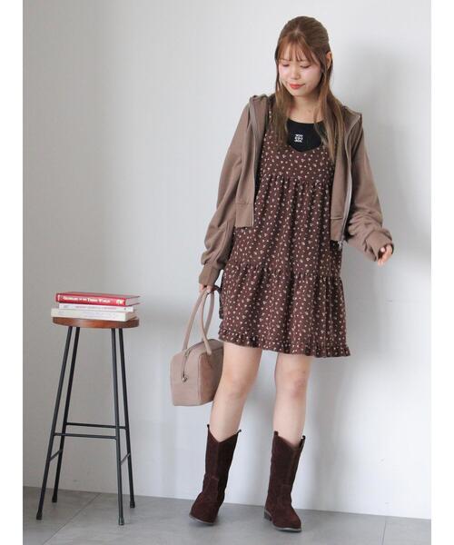 ehka sopo（エヘカソポ）の「ショート丈ジップパーカー（Tシャツ/カットソー・レディース・グリーン/チャコールグレー/モカ/ネイビー/キナリ・F）」の17枚目の写真