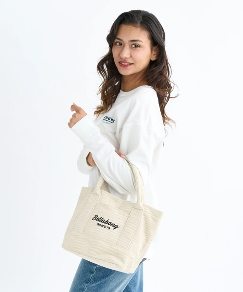BILLABONG（ビラボン）の「BILLABONG レディース CORDUROY MINI TOTE B トートバッグ 【2025年秋冬モデル】 @autumn /ビラボンロゴ刺繍コーデュロイミニトートバック（トートバッグ・レディース・ブラック/ブラウン/アイボリー/ローズ・FREE）」の2枚目の写真